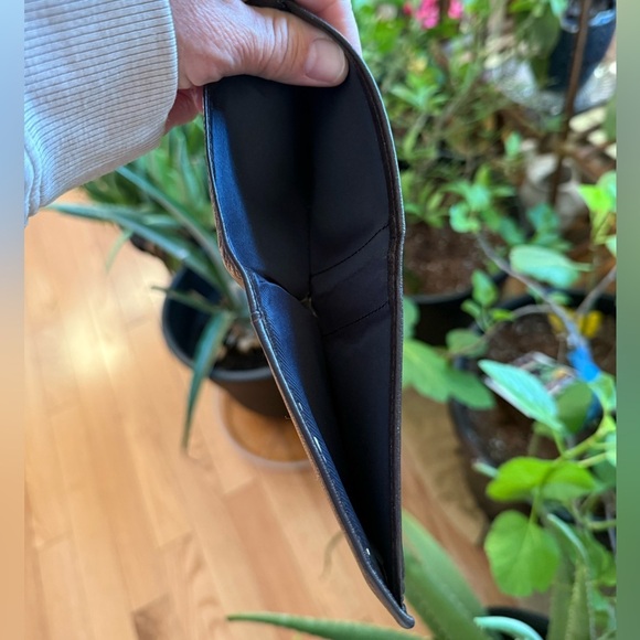 Tommy Hilfiger Mocha Bi-Fold Men's Wallet - Picture 7 of 7